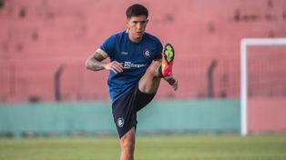 Alan Rodríguez, con la camiseta de Remo. Ahora deberá volver a Central.&nbsp;