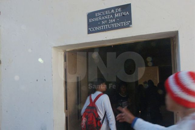 Armas en la escuela: el reclamo de los padres del joven denunciante