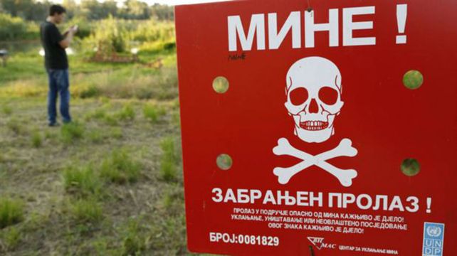 Más de un 2 por ciento del territorio de Bosnia-Herzegovina sigue minado veinte años después de la guerra (1992-1995) con unos 84.000 artefactos.