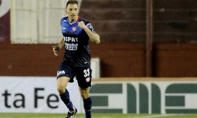 Este martes se sabrá si Bottinelli puede jugar ante Aldosivi