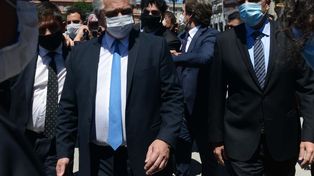 Va a haber vacuna en marzo, dijo el presidente, y sentenció: Tenemos acuerdos con todos