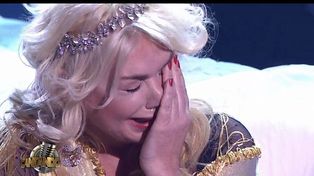 Esmeralda Mitre en pleno llanto a causa del estrés que acumuló en los últimos meses.&nbsp;