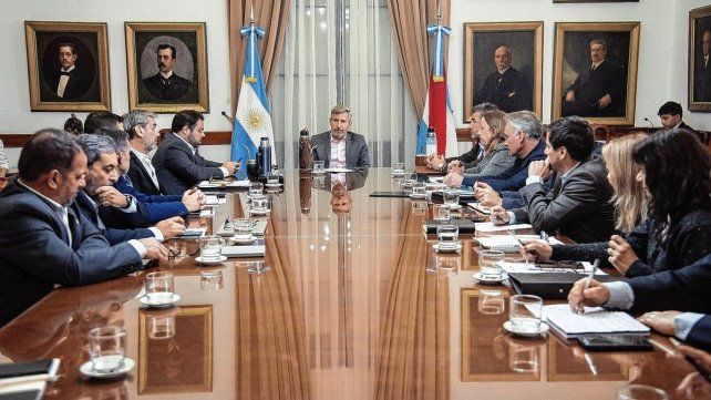 Rogelio Frigerio encabezó una nueva reunión de gabinete con eje en salud