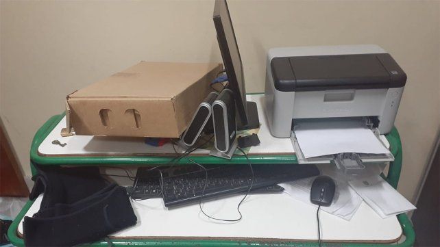 Este lunes por la mañana El Patito Coletón de Paraná no pudo abrir sus puertas. Desconocidos se llevaron elementos de suma necesidad para el dictado de clases. El golpe a nivel emocional es muy grande