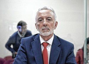Tras su renuncia, el exjuez Marcelo Bailaque quedó en prisión domiciliaria y ya tiene tobillera electrónica