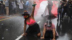 entre la pandemia y la crisis, peru vive su momento mas critico en cien anos entre la pandemia y la crisis, peru vive su momento mas critico en cien anos