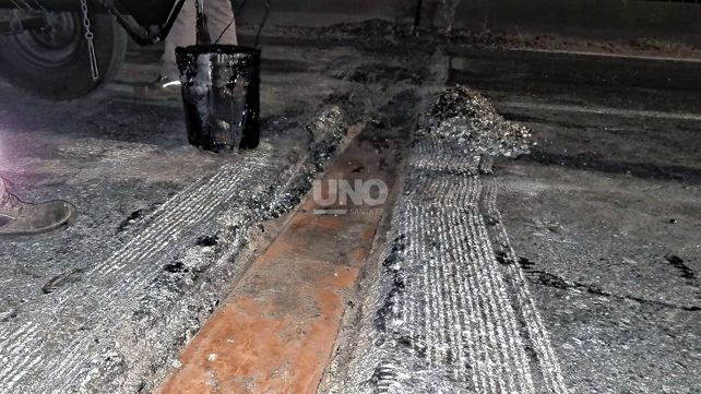 Ruta 168. Continúan trabajos de reparación de juntas en puentes aliviadores entre La Guardia y El Pozo.