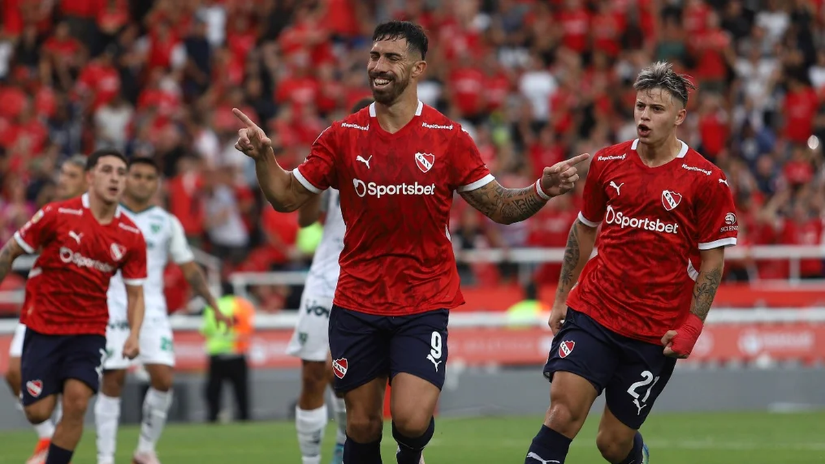 Independiente arrancó a paso firme ante Sarmiento en Avellaneda