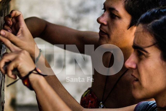 Un mural le renueva la cara al lado oeste de la Estación Mitre