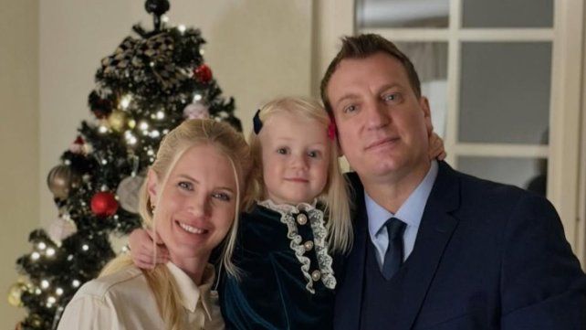 Maxi López pasó la Navidad en Suiza junto a Daniela Christiansson