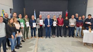 En Ceres se firmaron convenios provinciales y entregaron aportes a MMyCC por alrededor de $ 400 millones