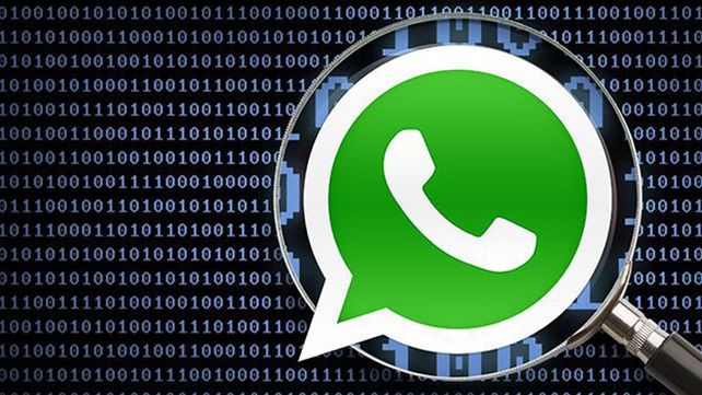 Un nuevo virus para Android puede meterse en tu WhatsApp y robarte fotos