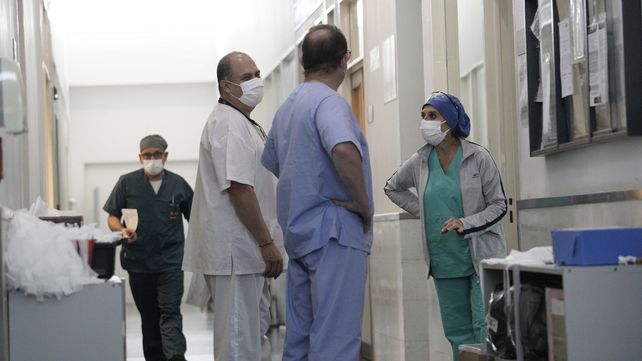 El personal de salud enfrenta a diario una sobrecarga laboral muy importante.&nbsp;