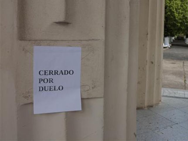 ¿El colmo de los colmos? Un cementerio cerrado por duelo
