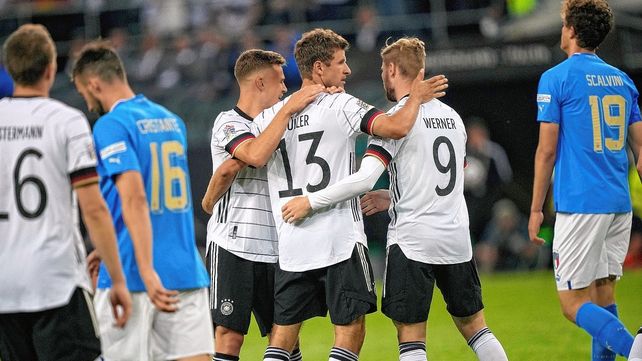 Liga de las Naciones: Alemania goleó a Italia y Hungría a Inglaterra