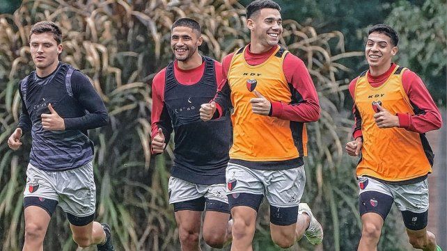 En Colón aún no hay pistas de los 11 para jugar ante Racing