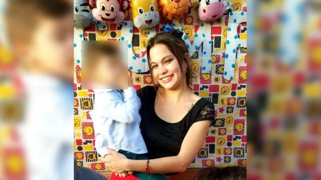  Hay un detenido por la muerte de Berenice Gozálvez. La joven fue encontrada descompensada en la vía publica