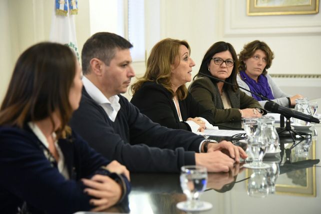 La intendenta Mónica Fein anunció el nuevo sistema de transporte urbano de pasajeros en Rosario.&nbsp;