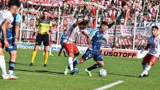 Talleres de Remedios de Escalada superó a Atlético de Rafaela y lo mandó al descenso