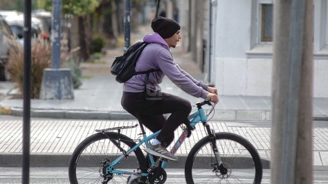 Viernes gris con neblinas matinales, mucha humedad e inestabilidad