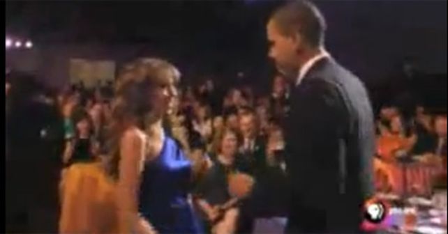 Thal&iacute;a sac&oacute; a bailar a Obama, y a Michelle no le caus&oacute; ninguna gracia