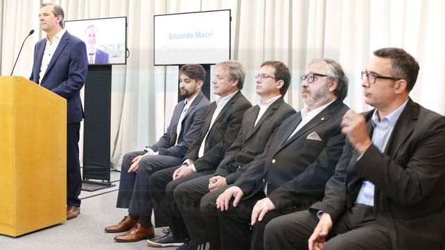 Bahl presentó a su Gabinete y dijo que situación del municipio es complicada y preocupante