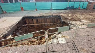 Nuevo socavón se produjo en la vereda del estadio cubierto del Club Unión&nbsp;