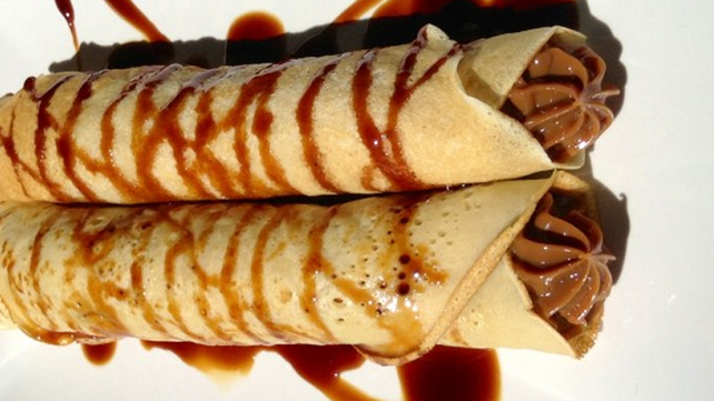Una receta fácil para hacer panqueques con dulce de leche
