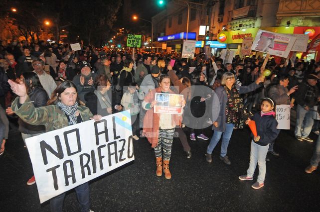 Indignación. Los santafesinos ya salieron a protestar en meses anteriores contra las tarifas.