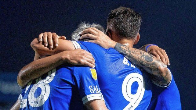 Fue victoria para Vélez de visitante.