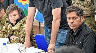 Milei se cruzó con una cuenta falsa que se hace pasar por el gobernador de Buenos Aires, Axel Kicillof.&nbsp;