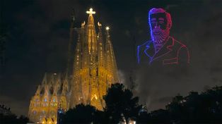 La impactante inauguración de la Torre de Jesús de la Sagrada Familia