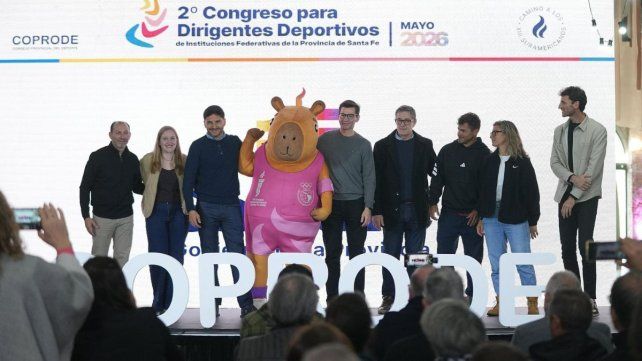 Pullaro cerró el segundo congreso de dirigentes deportivos en Santa Fe
