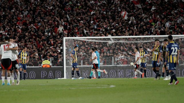 La última puesta en escena de Central dejó mucho que desear. Fue 0-4 en el Monumental ante River.