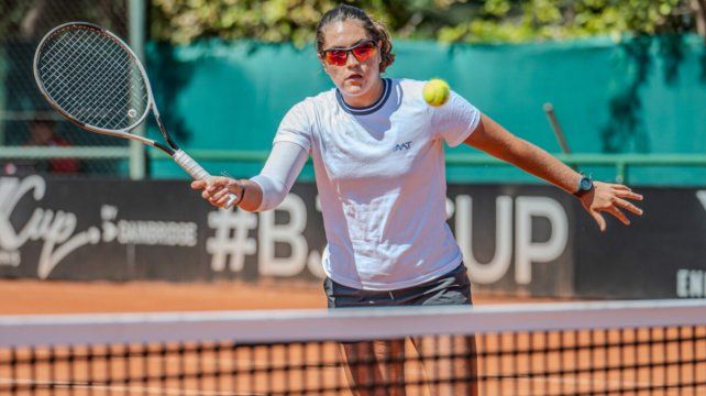 Luisina Giovannini intenta clasificar a su primer Grand Slam de tenis.