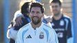 Messi tuvo su último entrenamiento y se prepara para despedirse de la Selección