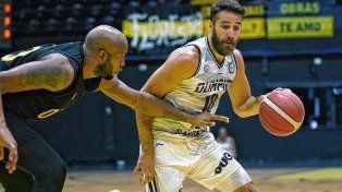 Olímpico no le dio chances a Obras Basket en su territorio y continúa como escolta de Quimsa.