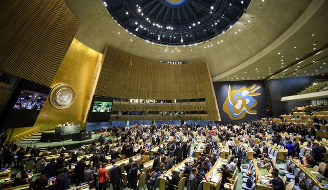 Wide view of the Hall during the opening of the meeting. 86th plenary meeting Election of five non-permanent members of the Security Council [item 112(a)] (a) By-election (A/71/896) (b) Election of five non-permanent members of the Security Council