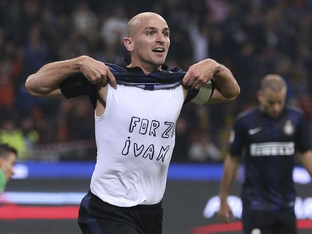 El Cuchu Cambiasso sigue siendo figura en el Inter. Foto: AP