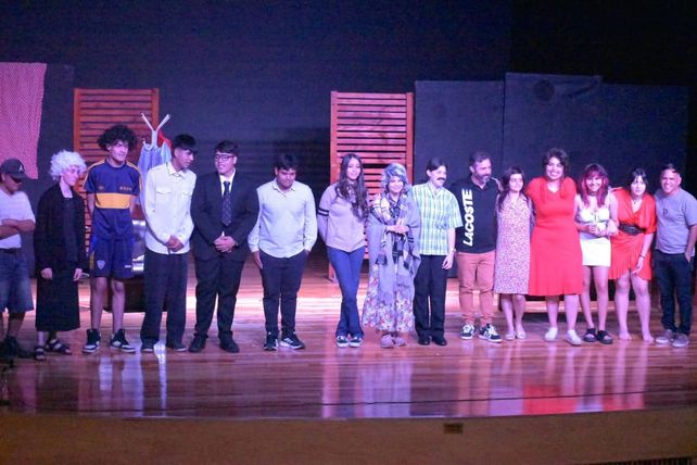 &nbsp;El proyecto continúa en desarrollo y está previsto que durante el próximo año se sigan realizando funciones y presentaciones en distintas escuelas.