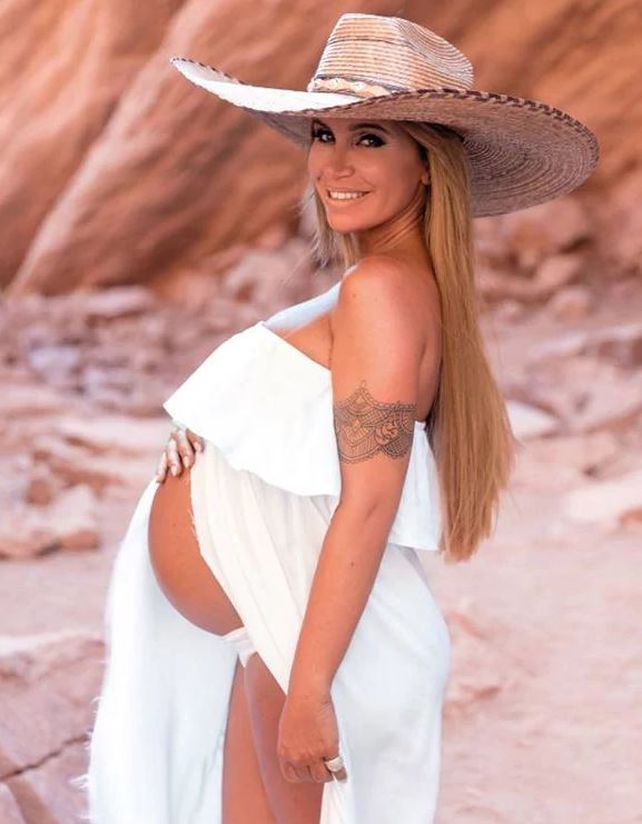 El desnudo total de Florencia Peña a menos de un mes de dar a luz a su tercer hijo