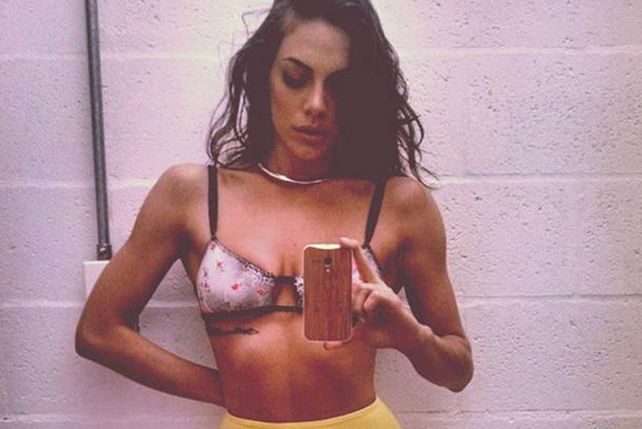 Una selfie ultra hot, pero muy delgada