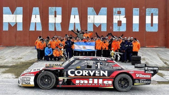 El Turismo Carretera anunció el calendario de su temporada 2023 en la Base Marambio en la Antártida Argentina.