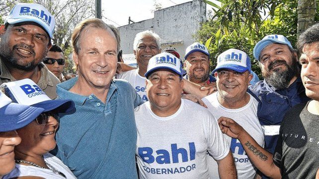 Gustavo Bordet alertó por la instalación de estilos ajenos