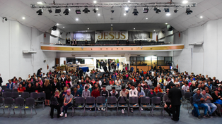 Donde estuvo el cine América, en San Martín al 3200, funciona la Iglesia Redil de Cristo.