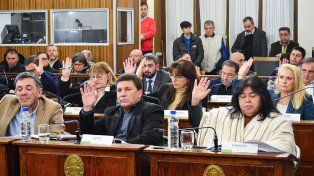 Senadores del PJ entrerriano piden por incentivos fiscales para atraer las inversiones industriales.