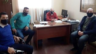 Solicitan una bonificación en impuestos para taxis y remises