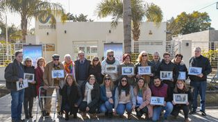Reconstruir la historia. Las fotografías de ayer en manos de la gente de hoy en la localidad de Alvear.