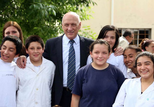 Arroyo Leyes contará con escuela secundaria a partir de 2015