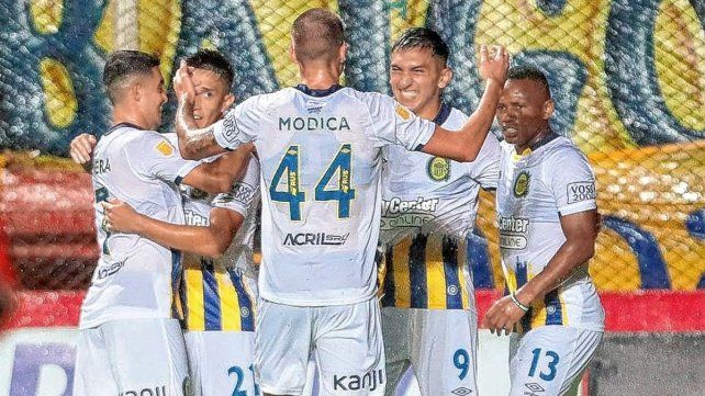 Central pasó de fase tras ganar en los penales en Santa Fe.